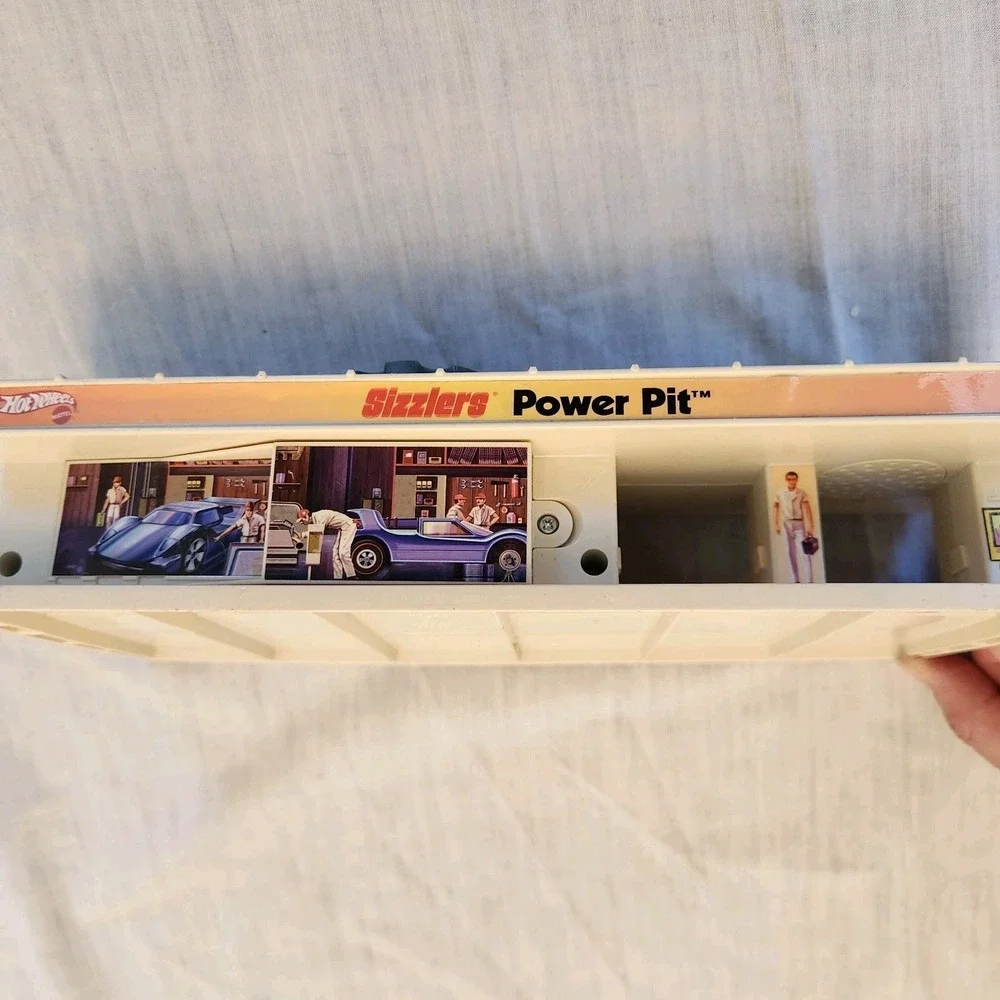 Vtg Target Exclusive 2007 Hot Wheels Sizzlers Power Pit Untested Battery Powered